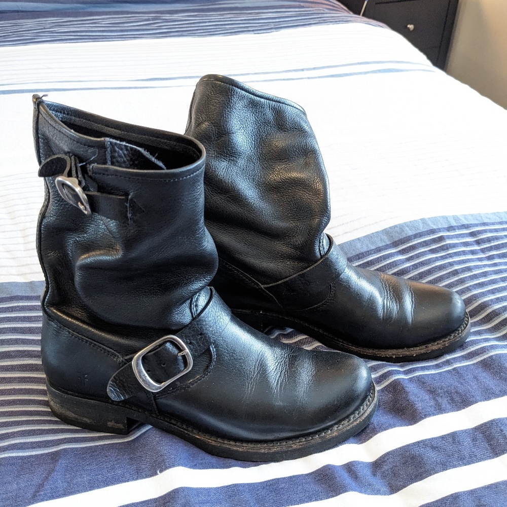 Frye Veronica Short Slouch Boot Black Leather 8M